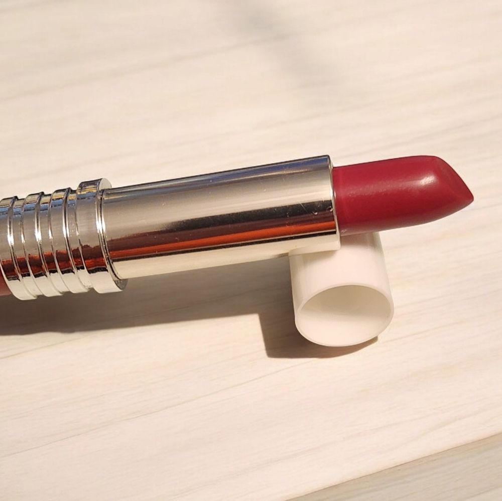 Clinique Long Last Lipstick in FJ Merlot